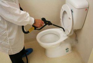 Sửa van xả nước bồn cầu