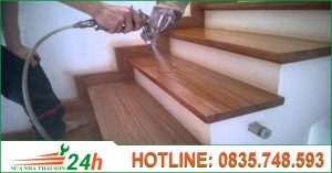 Sơn lại cầu thang